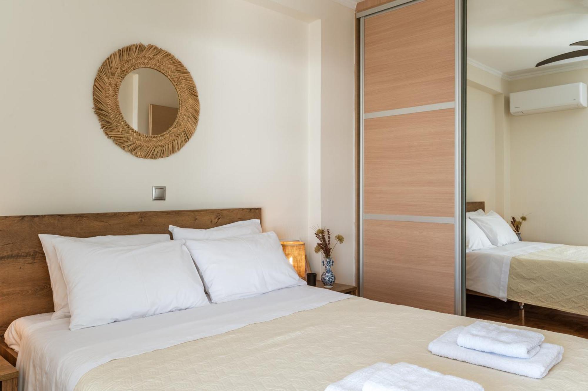 Apartment Amazing Sea View Kalivia Thorikou